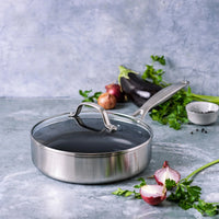 Ensemble de cuisine GreenPan - Geneva All You Need 9 pièces (18/24/24/28/28 cm) : 2 poêles à frire, 1 cocotte avec couvercle, 1 wok, 1 casserole et 3 spatules.