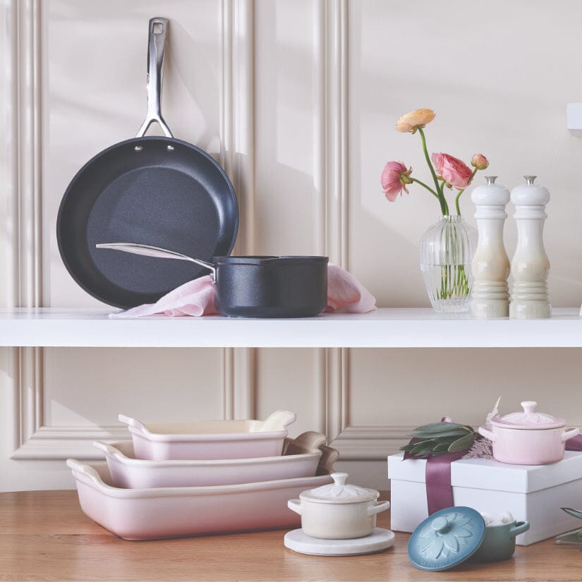 Le Creuset - Heritage Ovenschaal rechthoekig Shell Pink 26 x 19 cm Ovenschaal Le Creuset