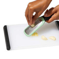 OXO - Râpe à gingembre et à ail OXO