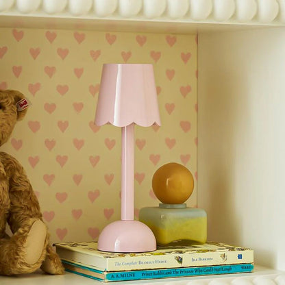 Lampe de table LED Addison Ross - Coquille festonnée - Rose - 28 cm