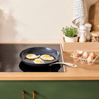 Le Creuset - Koekenpan Essential Non-Stick 30 cm Koekenpan Le Creuset 